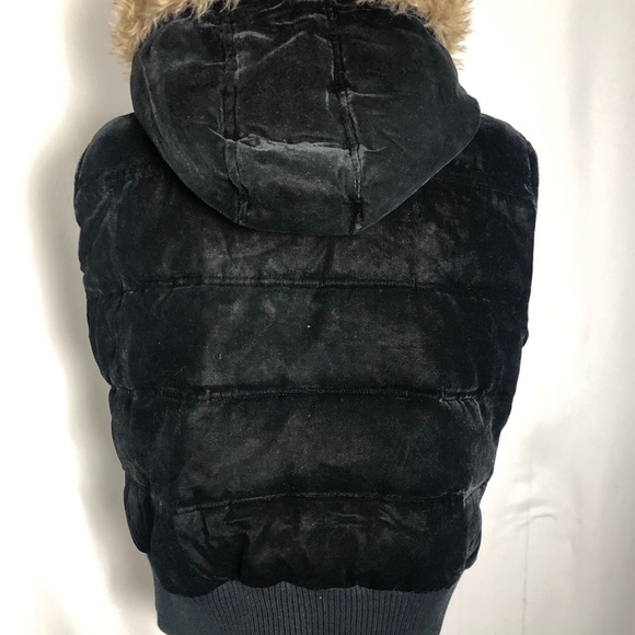 Womens Black Velvet Vest with Hood. - Picture 5 of 8
